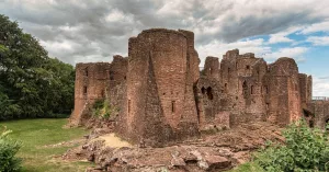 Read more about the article Unveiling the Secrets of Goodrich Castle: A Journey into Medieval History
