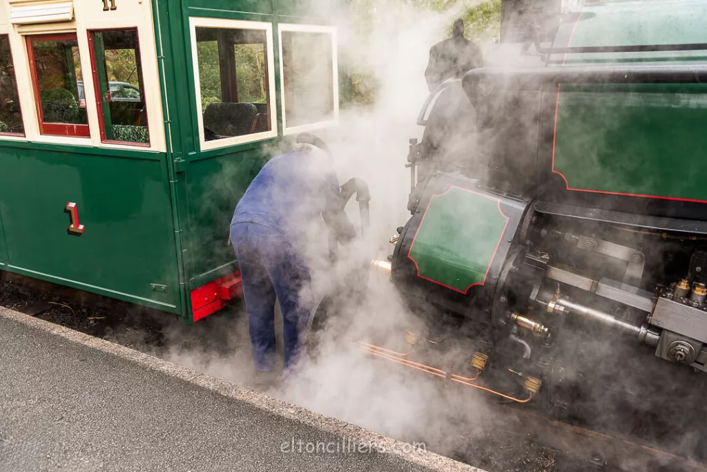 Coupling Blanche locomotive at Tan-y-Bwlch railway station