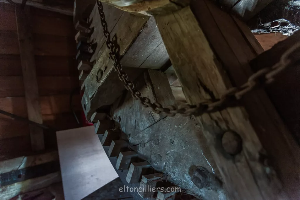 One of the large cog wheels in Great Chishill Windmill