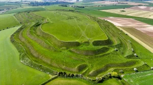 Read more about the article Maiden Castle, Dorchester – The Iron Age Fortress of Giants