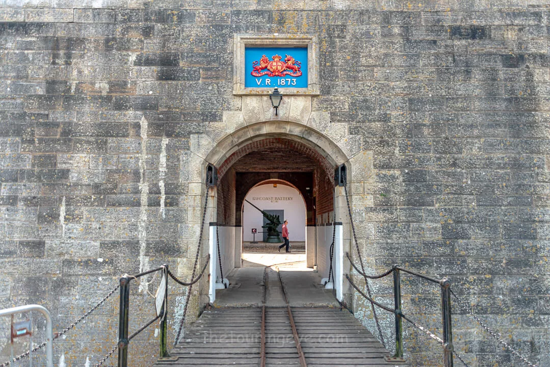 Read more about the article Hurst Castle: A Fortress at the Edge of an Empire
